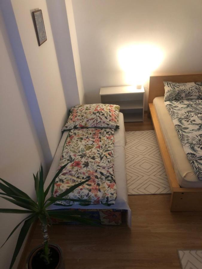 KisujszallasAgi Fogado公寓 外观 照片